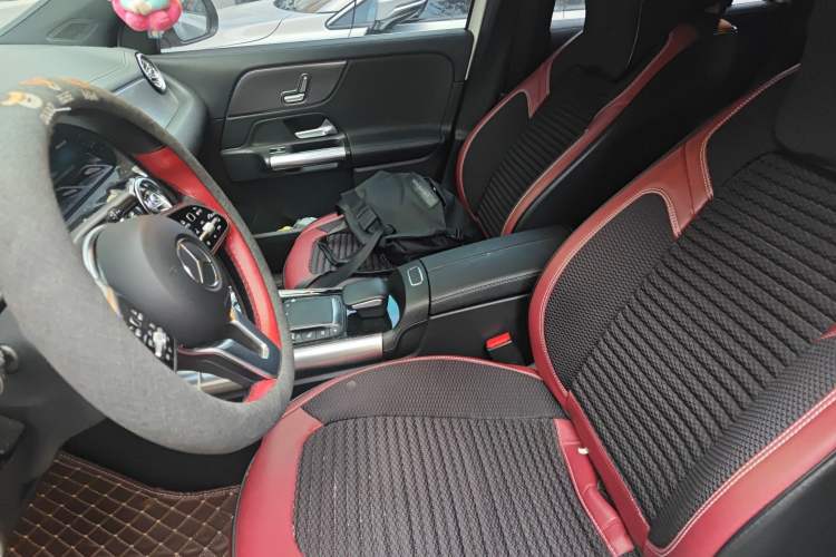 Used Mercedes-Benz GLA 2020 GLA 200 Left Front Seat