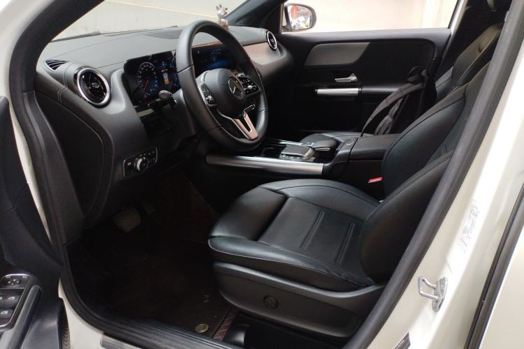Used Mercedes-Benz GLA 2020 GLA 180 Left Front Seat