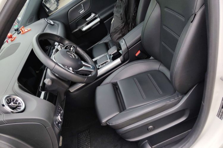 Used Mercedes-Benz GLA 2020 GLA 200 Left Front Seat