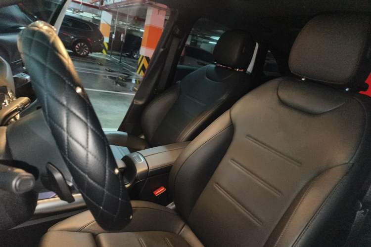 Used Mercedes-Benz GLA 2020 GLA 200 Left Front Seat