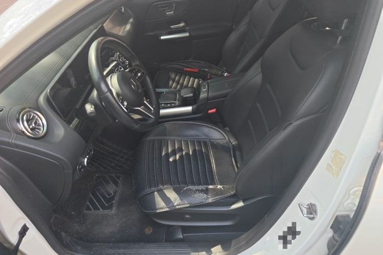 Used Mercedes-Benz GLA 2020 GLA 200 Left Front Seat
