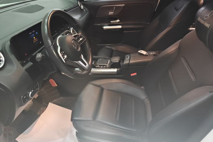 Used Mercedes-Benz GLA 2020 GLA 200 Left Front Seat