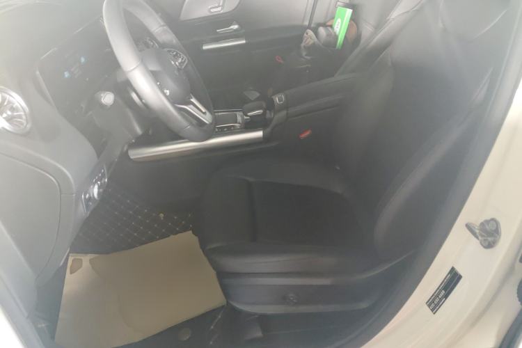 Used Mercedes-Benz GLA 2020 GLA 200 Left Front Seat