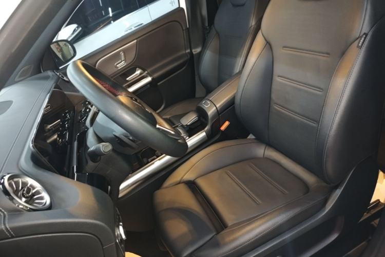 Used Mercedes-Benz GLA 2020 GLA 200 Left Front Seat