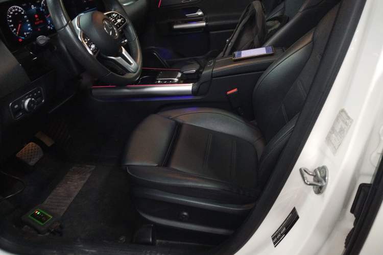 Used Mercedes-Benz GLA 2020 GLA 200 Left Front Seat