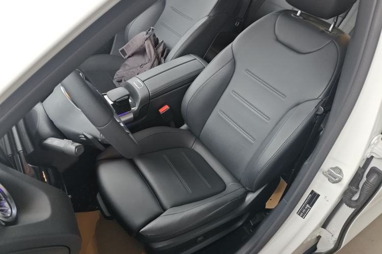 Used Mercedes-Benz GLA 2020 GLA 200 Left Front Seat
