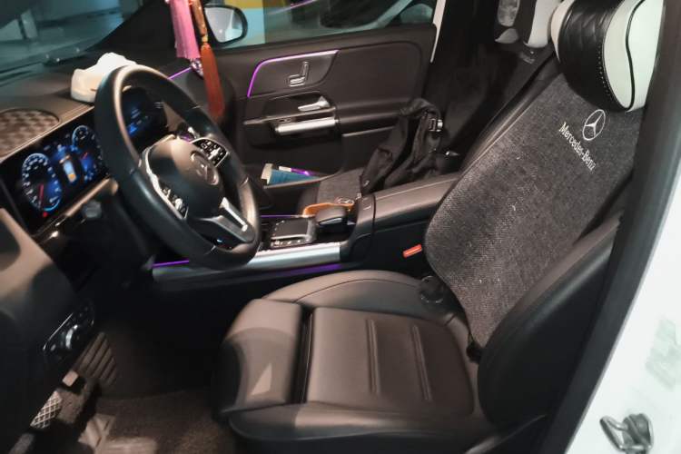 Used Mercedes-Benz GLA 2020 GLA 200 Left Front Seat