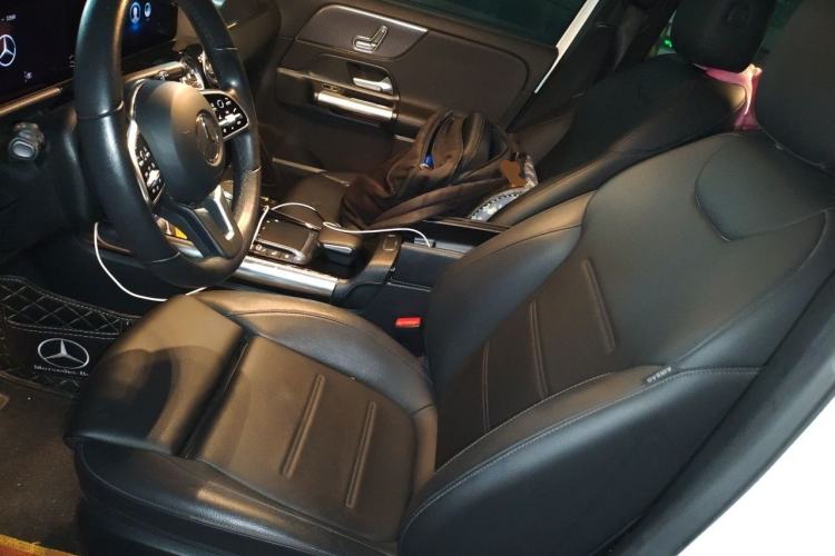 Used Mercedes-Benz GLA 2020 GLA 200 Left Front Seat