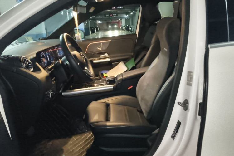 Used Mercedes-Benz GLA 2020 GLA 200 Left Front Seat