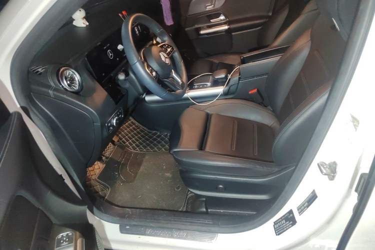 Used Mercedes-Benz GLA 2020 GLA 200 Left Front Seat
