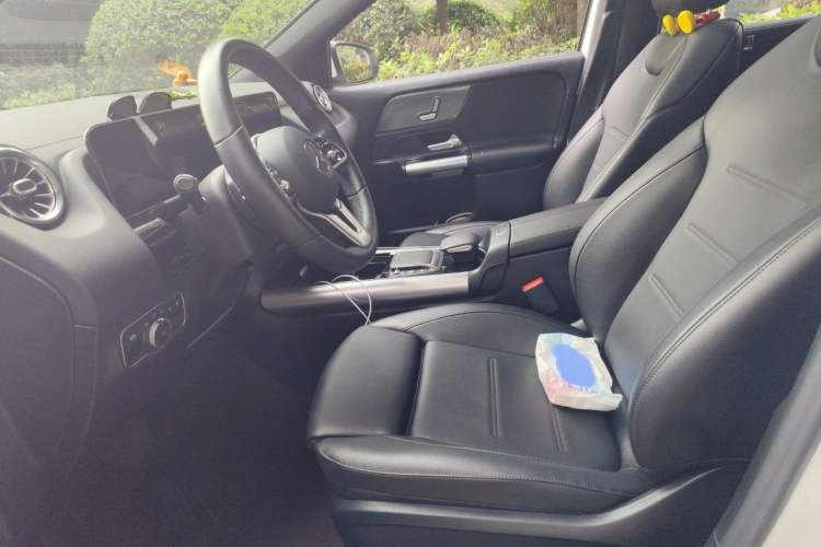 Used Mercedes-Benz GLA 2020 GLA 200 Left Front Seat