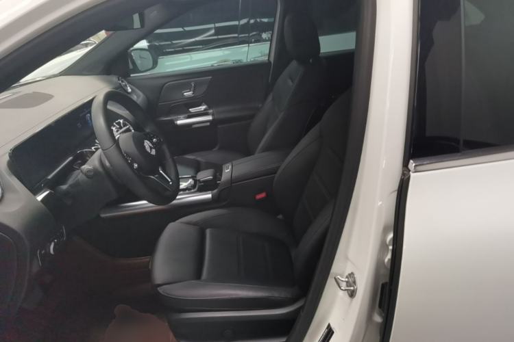 Used Mercedes-Benz GLA 2020 GLA 200 Left Front Seat