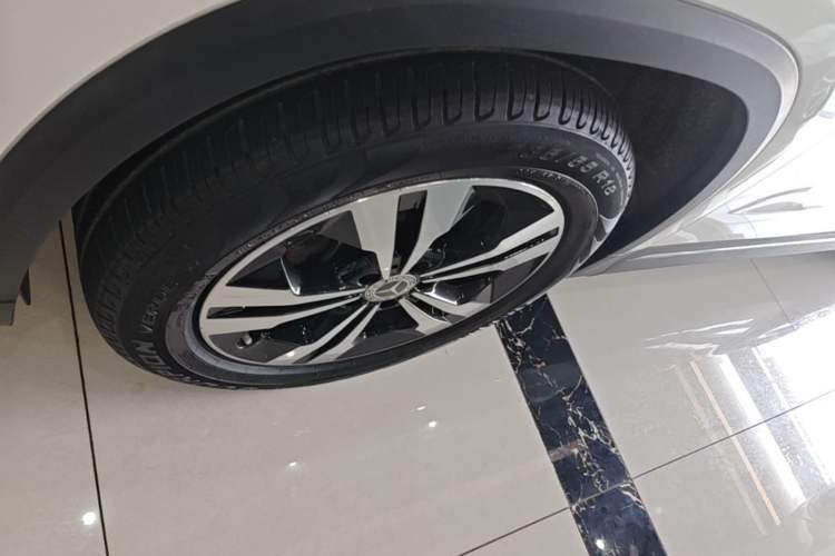 Used Mercedes-Benz GLA 2020 GLA 200 Left Front Wheel Hub