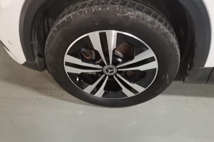 Used Mercedes-Benz GLA 2020 GLA 200 Left Front Wheel Hub
