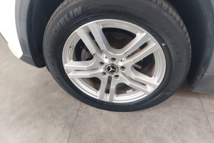 Used Mercedes-Benz GLA 2020 GLA 180 Left Front Wheel Hub