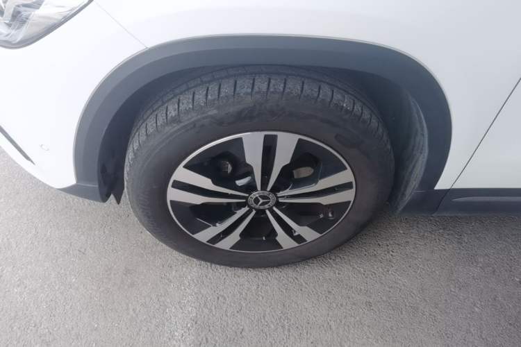 Used Mercedes-Benz GLA 2020 GLA 200 Left Front Wheel Hub