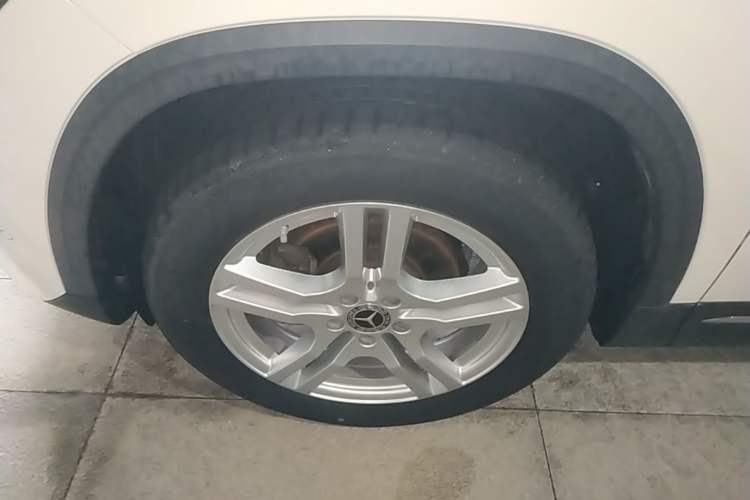 Used Mercedes-Benz GLA 2020 GLA 180 Left Front Wheel Hub