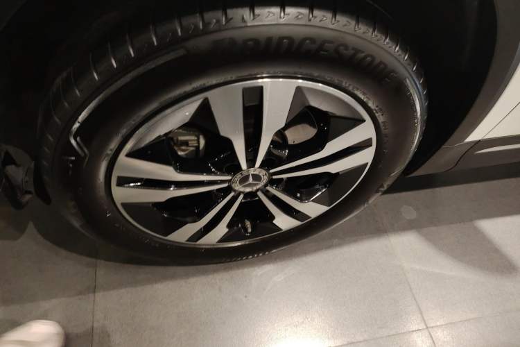 Used Mercedes-Benz GLA 2020 GLA 200 Left Front Wheel Hub