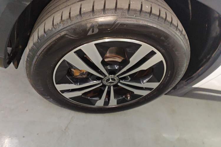 Used Mercedes-Benz GLA 2020 GLA 200 Left Front Wheel Hub
