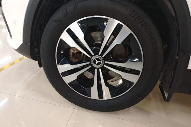 Used Mercedes-Benz GLA 2020 GLA 200 Left Front Wheel Hub