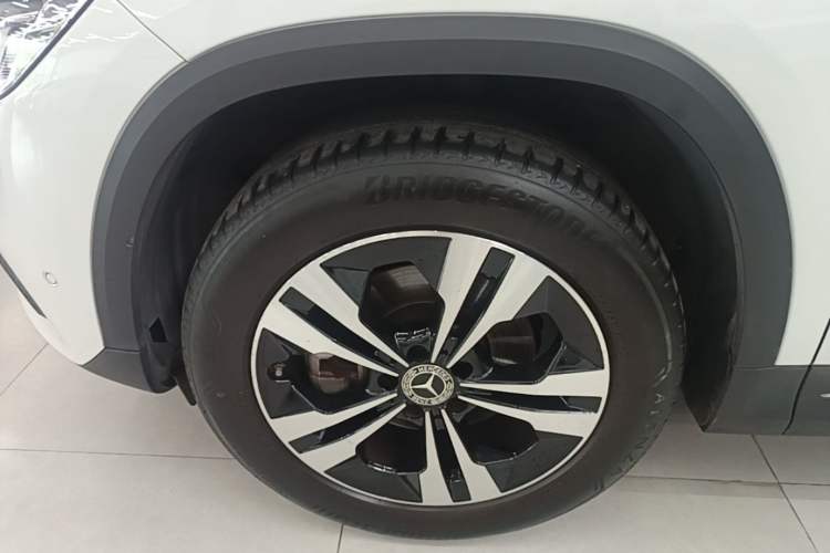 Used Mercedes-Benz GLA 2020 GLA 200 Left Front Wheel Hub