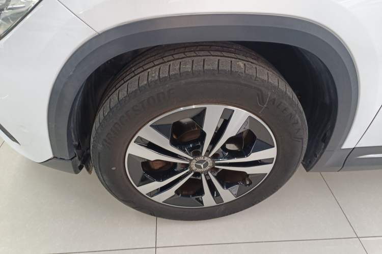 Used Mercedes-Benz GLA 2020 GLA 200 Left Front Wheel Hub