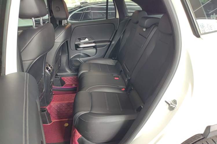 Used Mercedes-Benz GLA 2020 GLA 180 Left Rear Seat