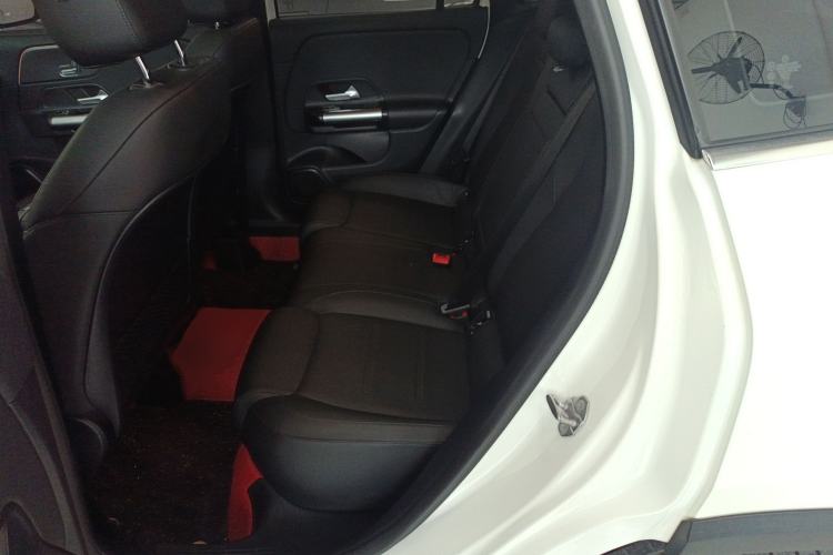 Used Mercedes-Benz GLA 2020 GLA 180 Left Rear Seat