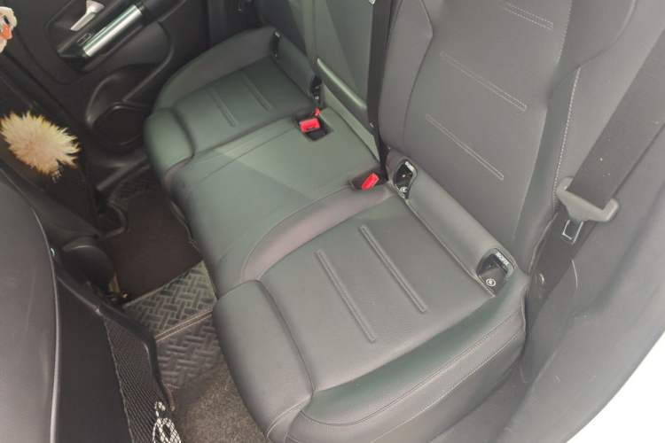 Used Mercedes-Benz GLA 2020 GLA 200 Left Rear Seat