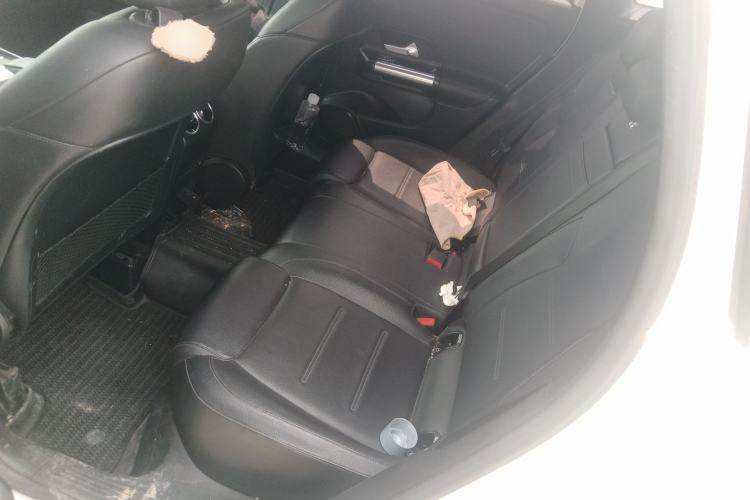 Used Mercedes-Benz GLA 2020 GLA 200 Left Rear Seat