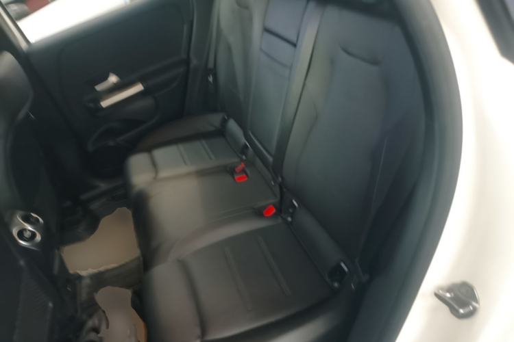 Used Mercedes-Benz GLA 2020 GLA 180 Left Rear Seat