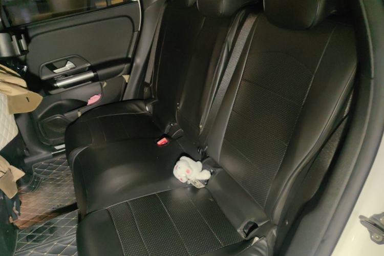 Used Mercedes-Benz GLA 2020 GLA 200 Left Rear Seat