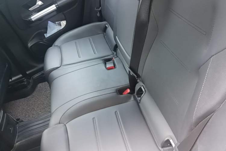 Used Mercedes-Benz GLA 2020 GLA 200 Left Rear Seat