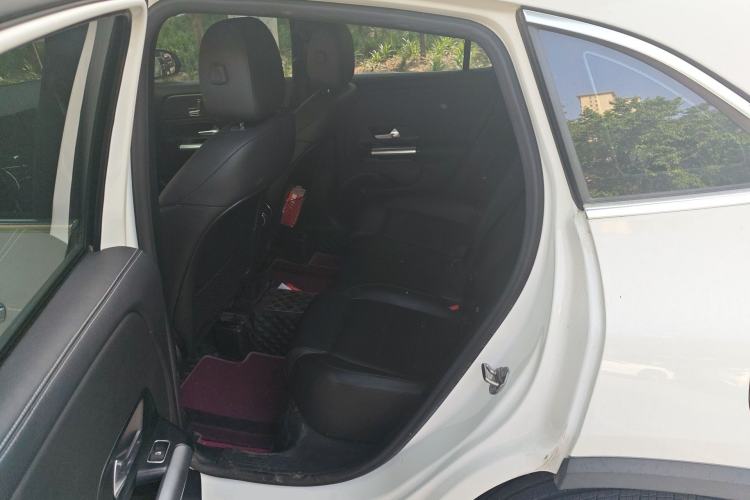Used Mercedes-Benz GLA 2020 GLA 200 Left Rear Seat