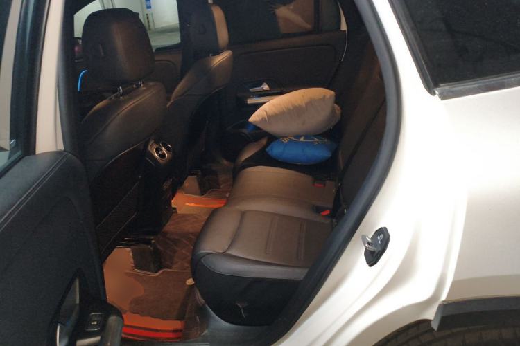 Used Mercedes-Benz GLA 2020 GLA 200 Left Rear Seat