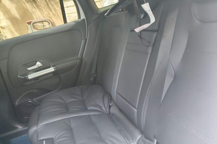 Used Mercedes-Benz GLA 2020 GLA 200 Left Rear Seat
