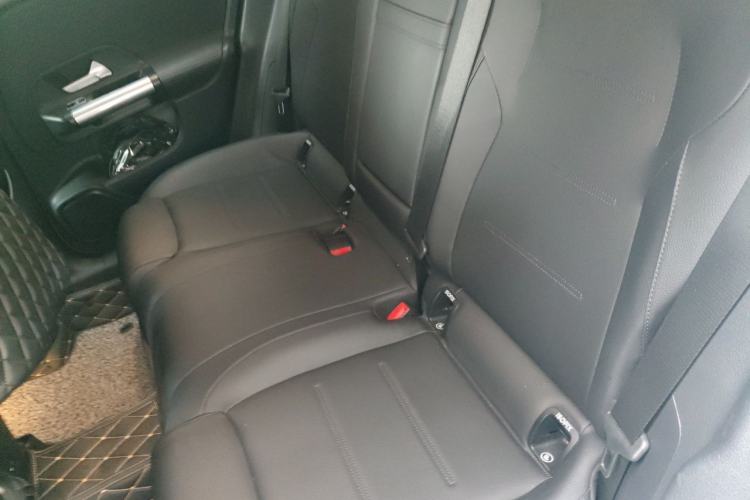 Used Mercedes-Benz GLA 2020 GLA 200 Left Rear Seat