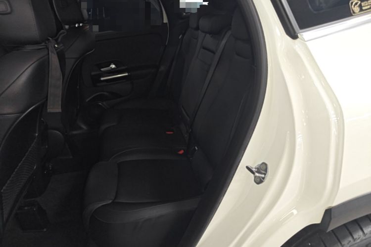 Used Mercedes-Benz GLA 2020 GLA 180 Left Rear Seat