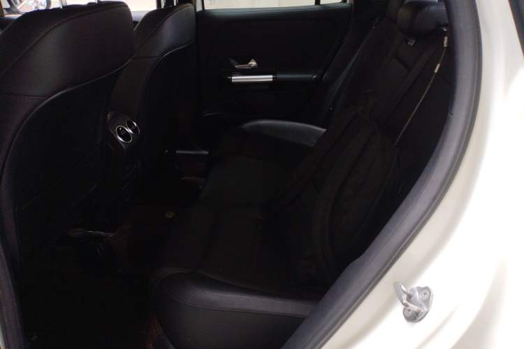 Used Mercedes-Benz GLA 2020 GLA 180 Left Rear Seat