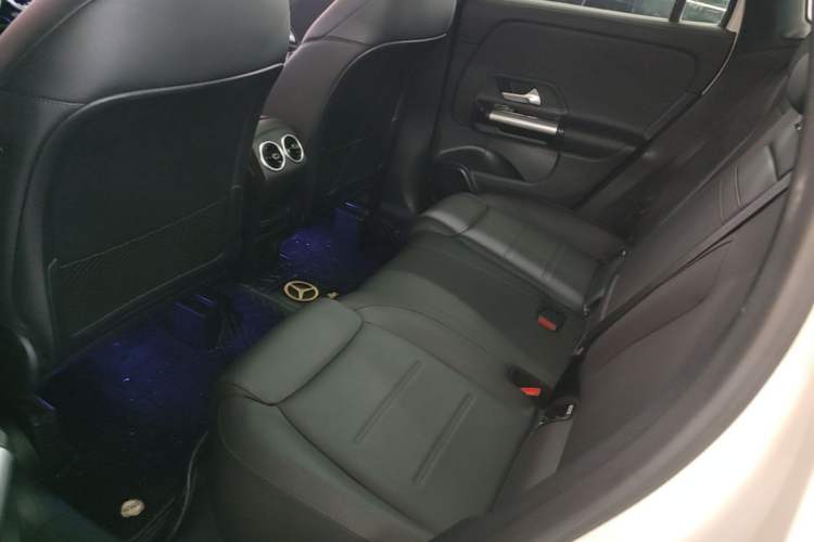 Used Mercedes-Benz GLA 2020 GLA 200 Left Rear Seat