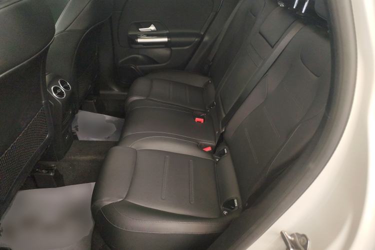 Used Mercedes-Benz GLA 2020 GLA 200 Left Rear Seat