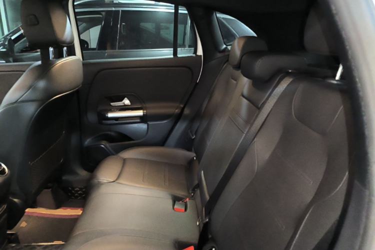Used Mercedes-Benz GLA 2020 GLA 200 Left Rear Seat