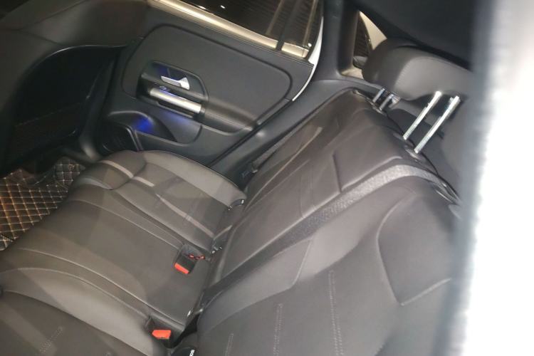 Used Mercedes-Benz GLA 2020 GLA 200 Left Rear Seat