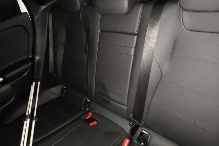 Used Mercedes-Benz GLA 2020 GLA 200 Left Rear Seat