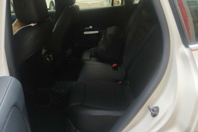 Used Mercedes-Benz GLA 2020 GLA 200 Left Rear Seat