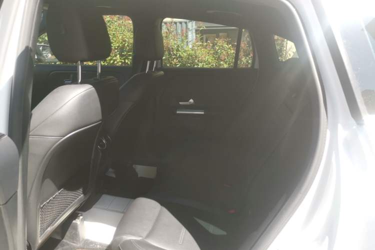 Used Mercedes-Benz GLA 2020 GLA 200 Left Rear Seat