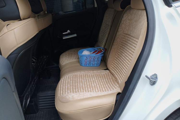 Used Mercedes-Benz GLA 2020 GLA 200 Left Rear Seat