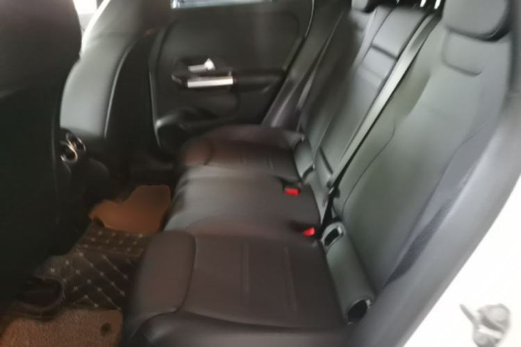Used Mercedes-Benz GLA 2020 GLA 200 Left Rear Seat