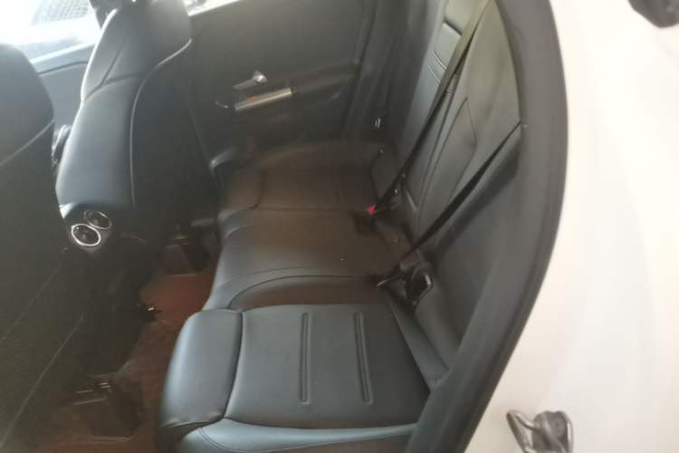Used Mercedes-Benz GLA 2020 GLA 200 4MATIC Left Rear Seat