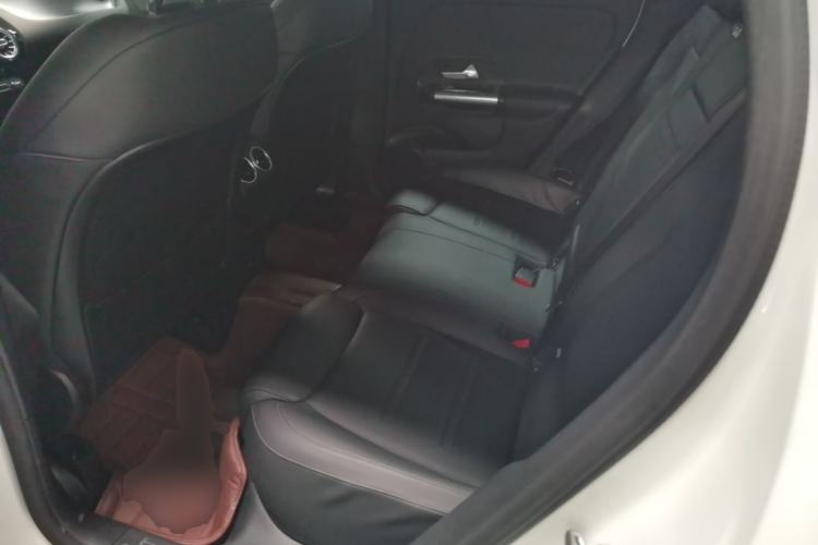 Used Mercedes-Benz GLA 2020 GLA 200 Left Rear Seat
